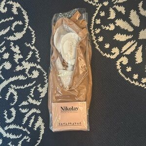 Nikolai soft ballet shoes NWOT 8.5 (EU 40) B Tan